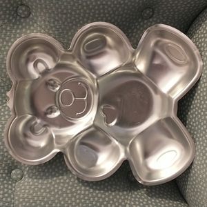 Wilton Bear Cake Pan